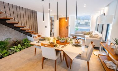 VENTA CASA EN TUMBACO, 3 DORMITORIOS