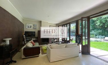 Excepcional Casa en alquiler amoblada en La Horqueta