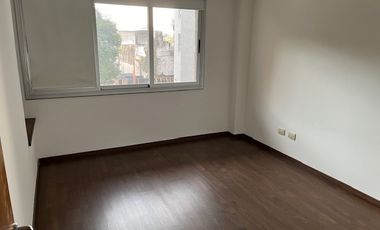 Departamento en alquiler en Castelar Norte