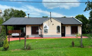 Casa quinta en venta sobre 2000m2 de parque. Barrio Parque Las Lomadas. Cardales