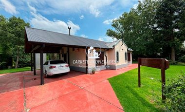Casa quinta en venta sobre 2000m2 de parque. Barrio Parque Las Lomadas. Cardales