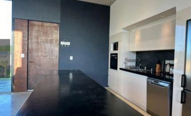 Casa en venta - Costa Esmeralda - Amoblada