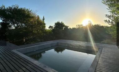 Casa en venta - Costa Esmeralda - Amoblada