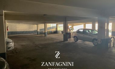 SE VENDE Cochera en Ciudad de Mendoza. Excelente ubicación -