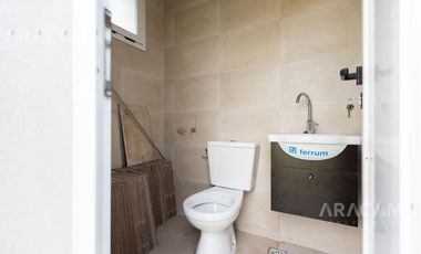 VENTA CASA EN LA ALAMEDA - CANNING