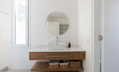 VENTA CASA COSTA ESMERALDA, BARRIO MARÍTIMO III, LOTE AL 100, 5 AMBIENTES