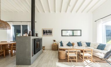 VENTA CASA COSTA ESMERALDA, BARRIO MARÍTIMO III, LOTE AL 100, 5 AMBIENTES