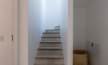 VENTA CASA COSTA ESMERALDA, BARRIO MARÍTIMO III, LOTE AL 100, 5 AMBIENTES