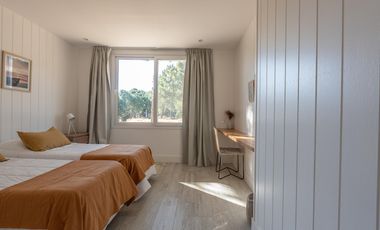 VENTA CASA COSTA ESMERALDA, BARRIO MARÍTIMO III, LOTE AL 100, 5 AMBIENTES