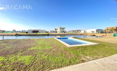 VENTA CASA EN LA ALAMEDA - CANNING