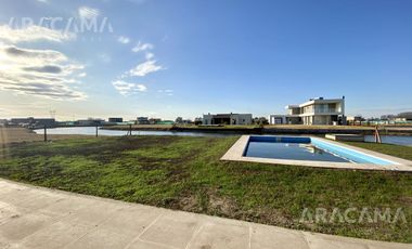 VENTA CASA EN LA ALAMEDA - CANNING