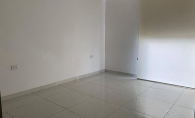 Depa en renta de 3 recámaras zona Momoxpan.