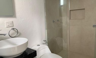 Depa en renta de 3 recámaras zona Momoxpan.