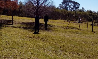 Casa en venta - 2 Dormitorios 1 Baño - Cocheras - 10.000Mts2 - Misiones