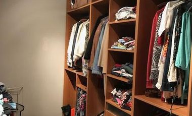 Garzon al 1600  - Luis Guillon