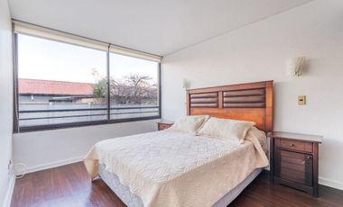 Departamento en arriendo c/ estacionamiento en Alto Las Condes