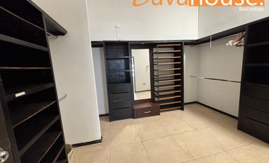 Renta casa amueblada Pedregal la Silla