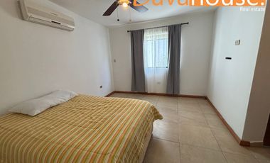 Renta casa amueblada Pedregal la Silla