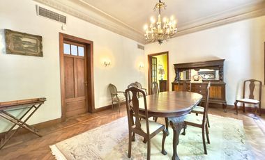 CASA VENTA VICENTE LOPEZ 4 AMB JARDIN PILETA   2 LOCALES COMERCIALES