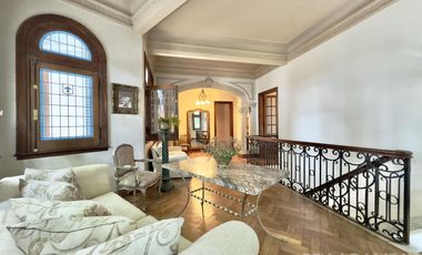 CASA VENTA VICENTE LOPEZ 4 AMB JARDIN PILETA   2 LOCALES COMERCIALES