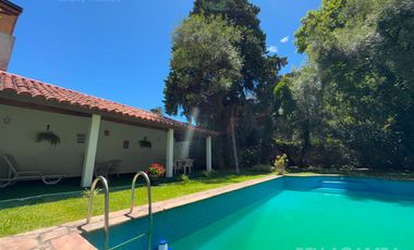 CASA VENTA VICENTE LOPEZ 4 AMB JARDIN PILETA   2 LOCALES COMERCIALES