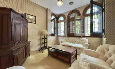 CASA VENTA VICENTE LOPEZ 4 AMB JARDIN PILETA   2 LOCALES COMERCIALES