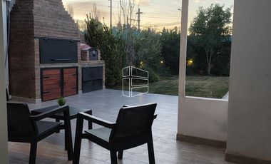 Venta - Casa 2 dormitorios en Barrio Entre Aguas  II - C095
