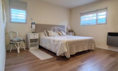 Venta - Casa 2 dormitorios en Barrio Entre Aguas  II - C095