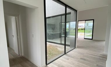 Casa en Venta San Matias Barrio Area 1