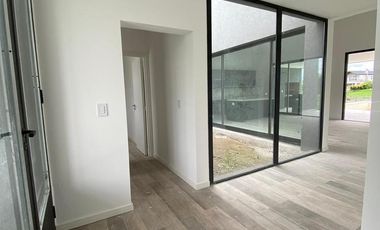 Casa en Venta San Matias Barrio Area 1