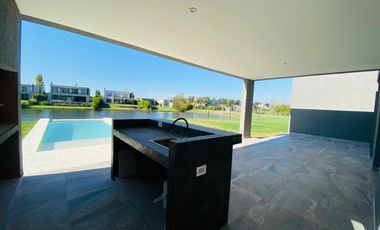 Casa en Venta San Matias Barrio Area 1