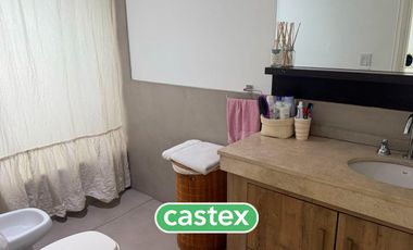 Casa en venta en  La Lomada de Pilar