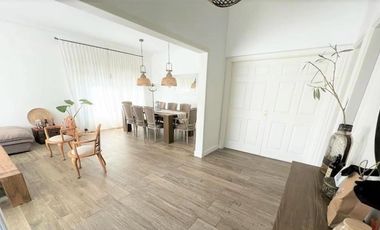 Casa en venta en  La Lomada de Pilar