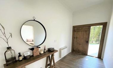 Casa en venta en  La Lomada de Pilar