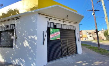 Casa con local en CIUDAD MADERO