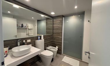 Venta departamento tres dormitorios piso completo