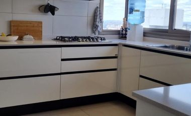 Venta departamento tres dormitorios piso completo