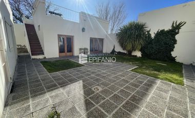 Venta  - Propiedad en el Centro de 3 dormitorios - Apto Crédito - C047