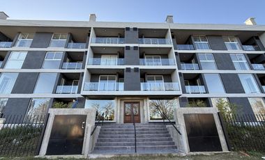 DEPARTAMENTO MONOAMBIENTE VENTA BALCON CON PARRILLERO EXCLUSIVO BAIGORRIA