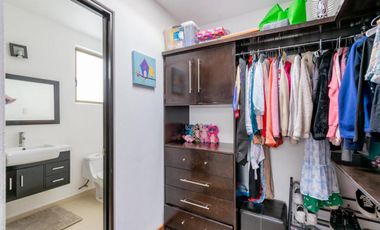 🏡💲 VENTA HERMOSA CASA EN PUERTA DE GRANADA, BOSQUE ESMERALDA 💲🏡