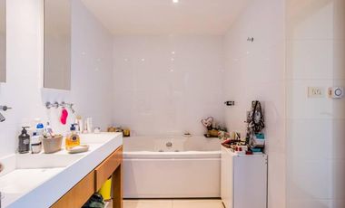 Vicente Lopez,  semipiso 280m2 - 3/5 dormitorios al rio en venta