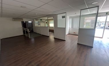 LOCAL COMERCIAL EN VENTA EN SATELITE