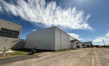 Depósito en alquiler - 1 Ambiente - Cocina - 2.800Mts2 - Berazategui