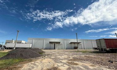 Depósito en alquiler - 1 Ambiente - Cocina - 2.800Mts2 - Berazategui