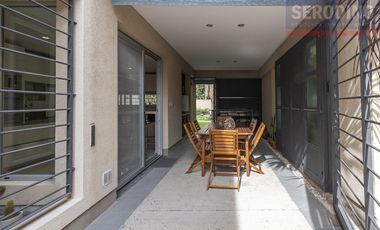 Casa en Ezpeleta Este