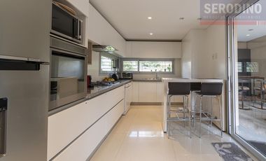 Casa en Ezpeleta Este