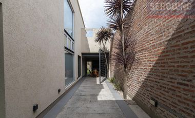 Casa en Ezpeleta Este