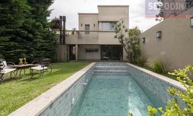 Casa en Ezpeleta Este