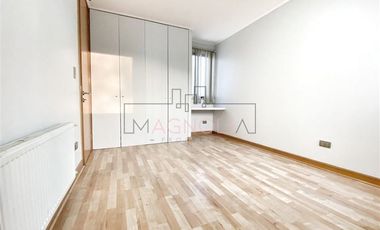 Casa en Arriendo en AVENIDA SERGIO CORREA