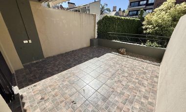 Monoambiente con terraza y cochera en alquiler en Saavedra